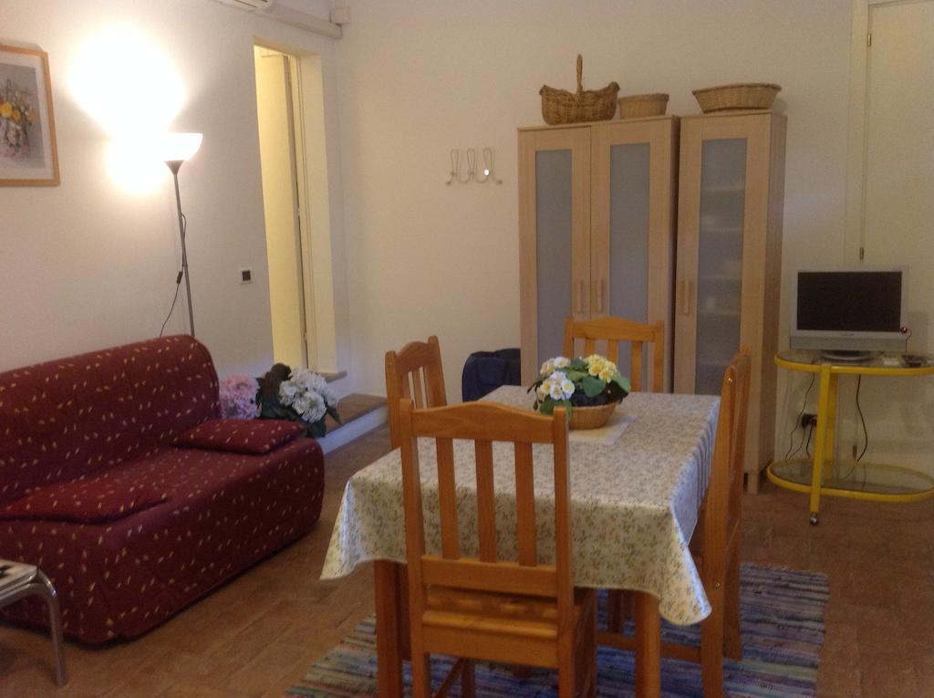 Bed&Breakfast Duomo Орвието Стая снимка