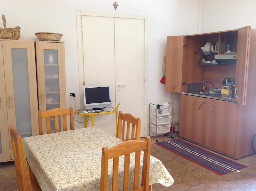 Bed&Breakfast Duomo Орвието Стая снимка